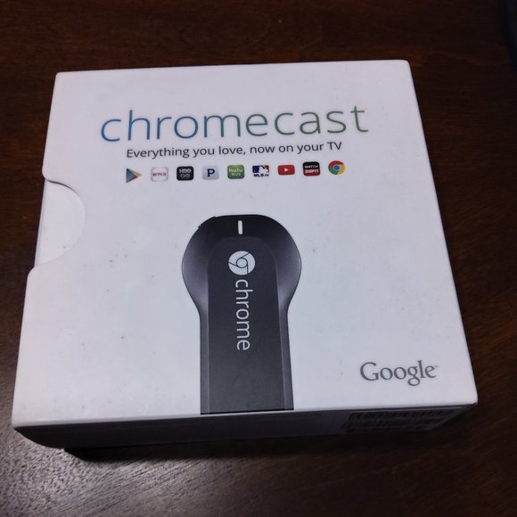 Google Chromecast (1st Generation) Streaming Media Player - Picture 1 of 5